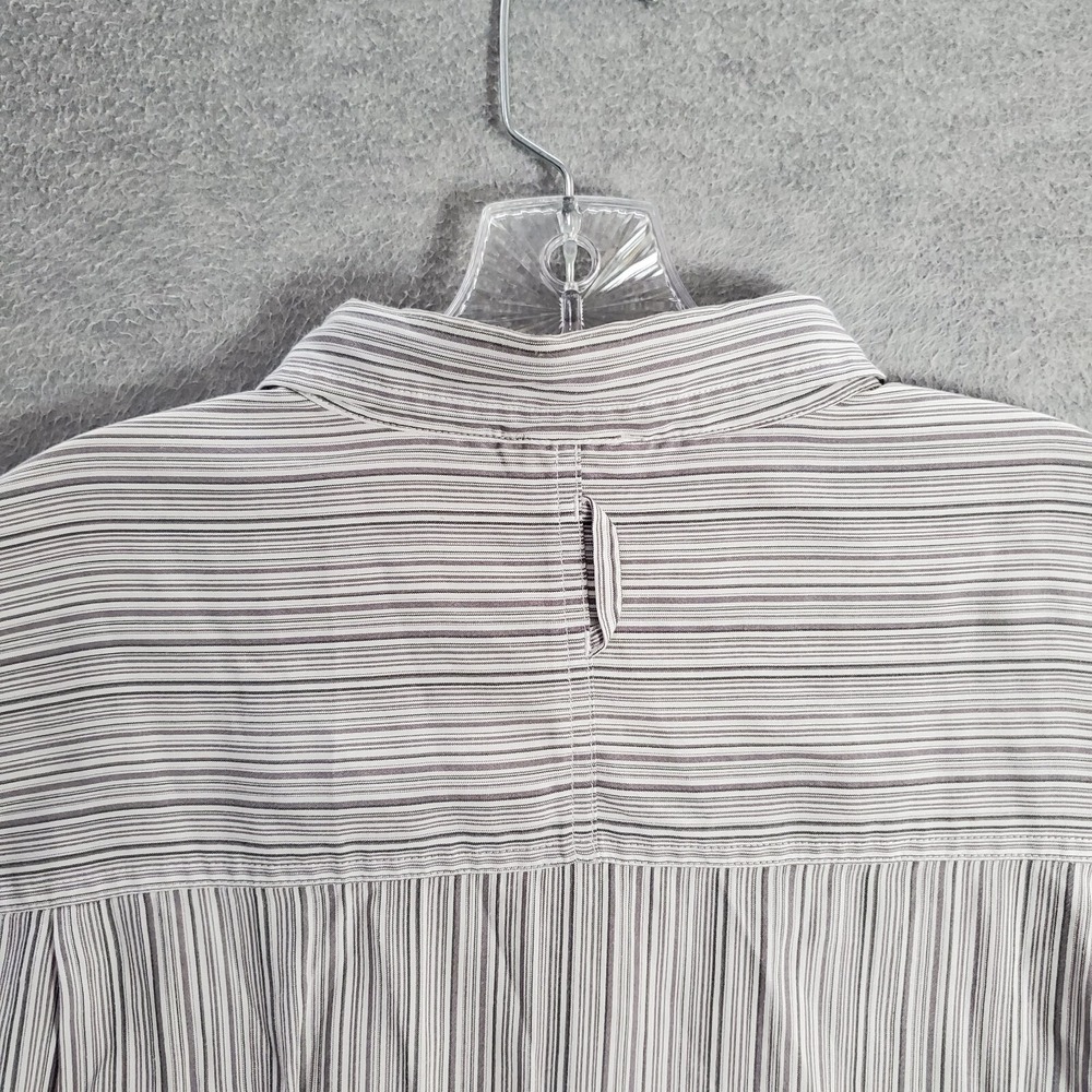The North Face Men Button Up Shirt XL Gray Striped Mesh Zip Pocket Hiking Collar - Picture 6 of 9